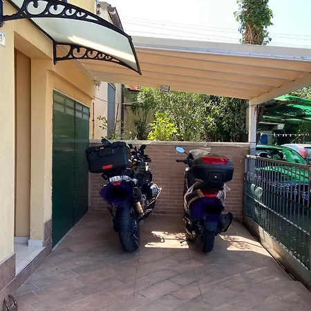 Rosa Alba Bed & Breakfast Classe